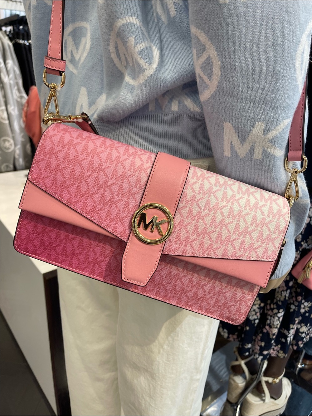 MICHAEL KORS Greenwich Medium Ombré Signature Logo Convertible Flap Shoulder Bag - Picture 5 of 16